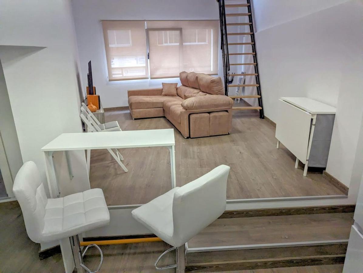 Ferienwohnung Singular Triplex En Zona Centrica Vigo Exterior foto